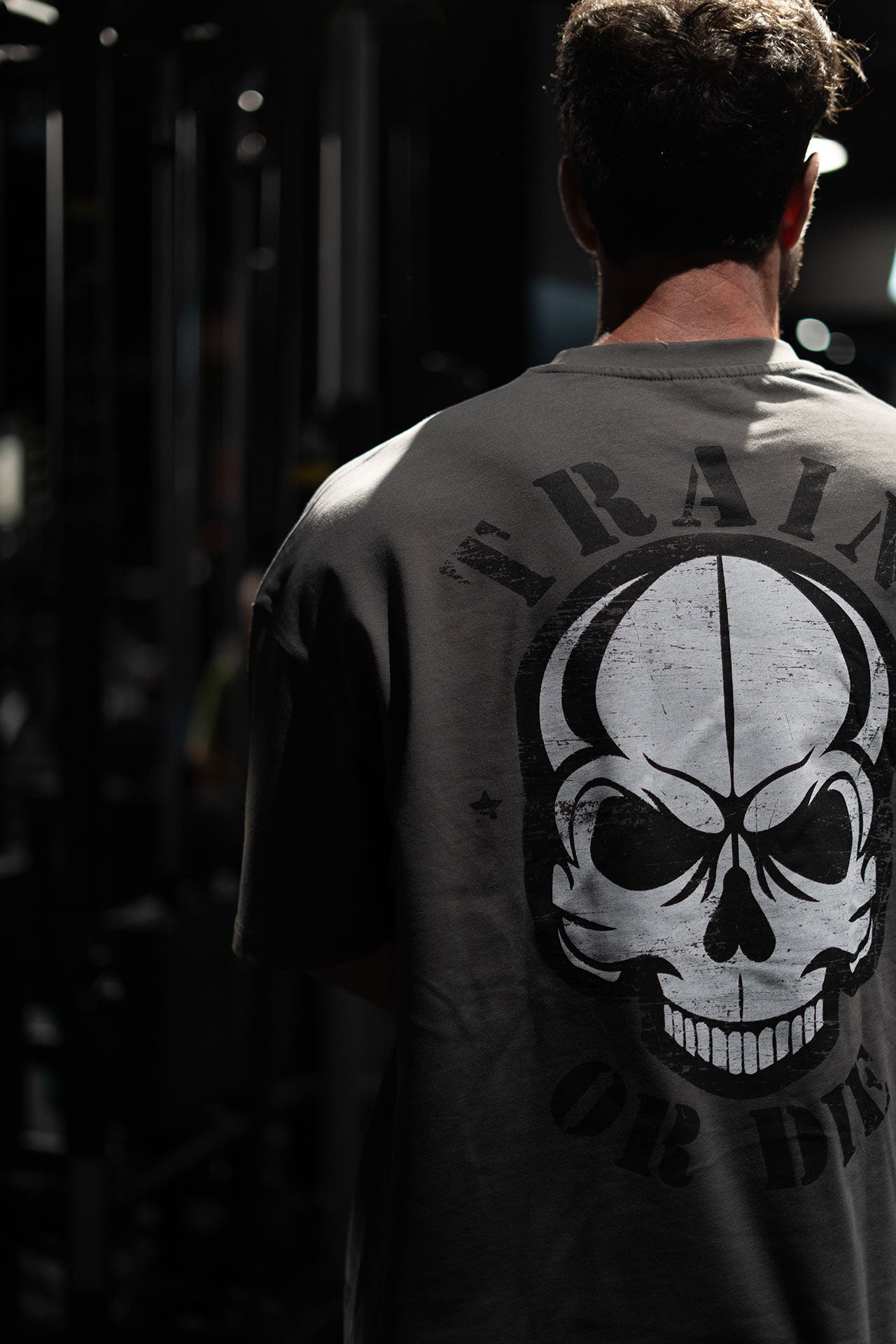 CAMISETA SUPEROVERSIZE TRAIN OR DIE HOMBRE